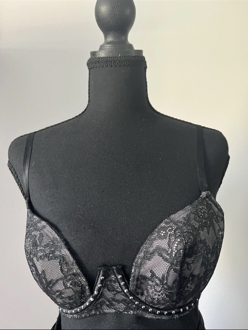 Victoria's Secret Black Lace Underwire Bra